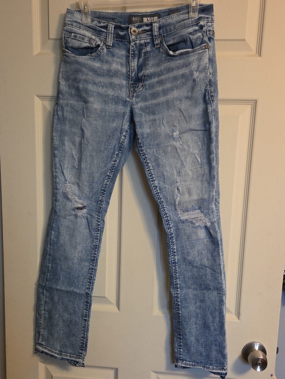 BKE Alec Straight Leg Distressed Jeans Size 30S
